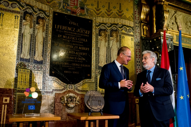 On the afternoon of 7 August 2016, European Commissioner for Culture Tibor Navracsics and Europa Nostra’s President Plácido Domingo were in Budapest to pay a special visit to the Liszt Academy of Music and to celebrate the exemplary rehabilitation of its Art Nouveau building, which won a Grand Prix of the EU Prize for Cultural Heritage / Europa Nostra Awards in 2015.