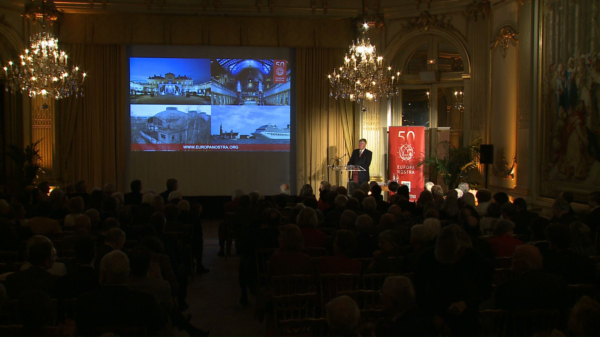 The event was held at the Cercle de l’Union Interalliée and attended by some 300 French and international personalities from the worlds of culture, politics and business.
