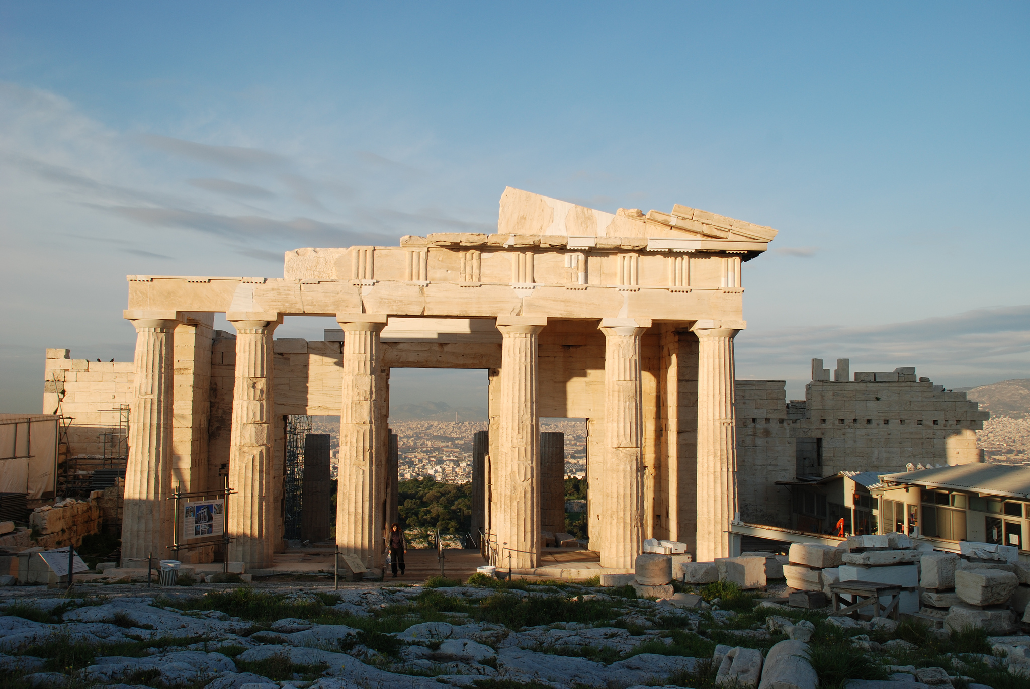 Photo: The Propylaea Central Building in Athens